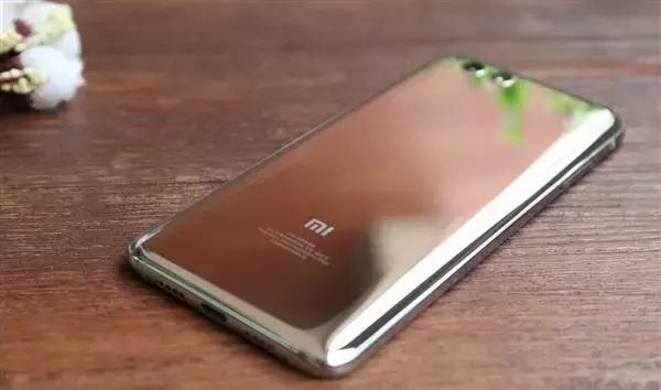 小米6亮银版拍卖,小米6雷军的放手一搏