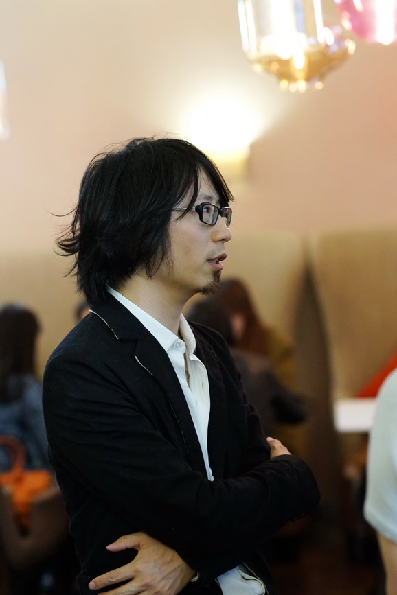 时尚与运动的跨界融合,“设计师眼中的球衣展”上海开幕