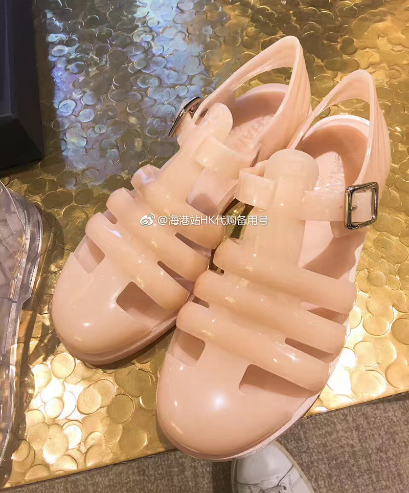 2014香奈儿新款女士凉鞋,香奈儿凉鞋女塑料一万多