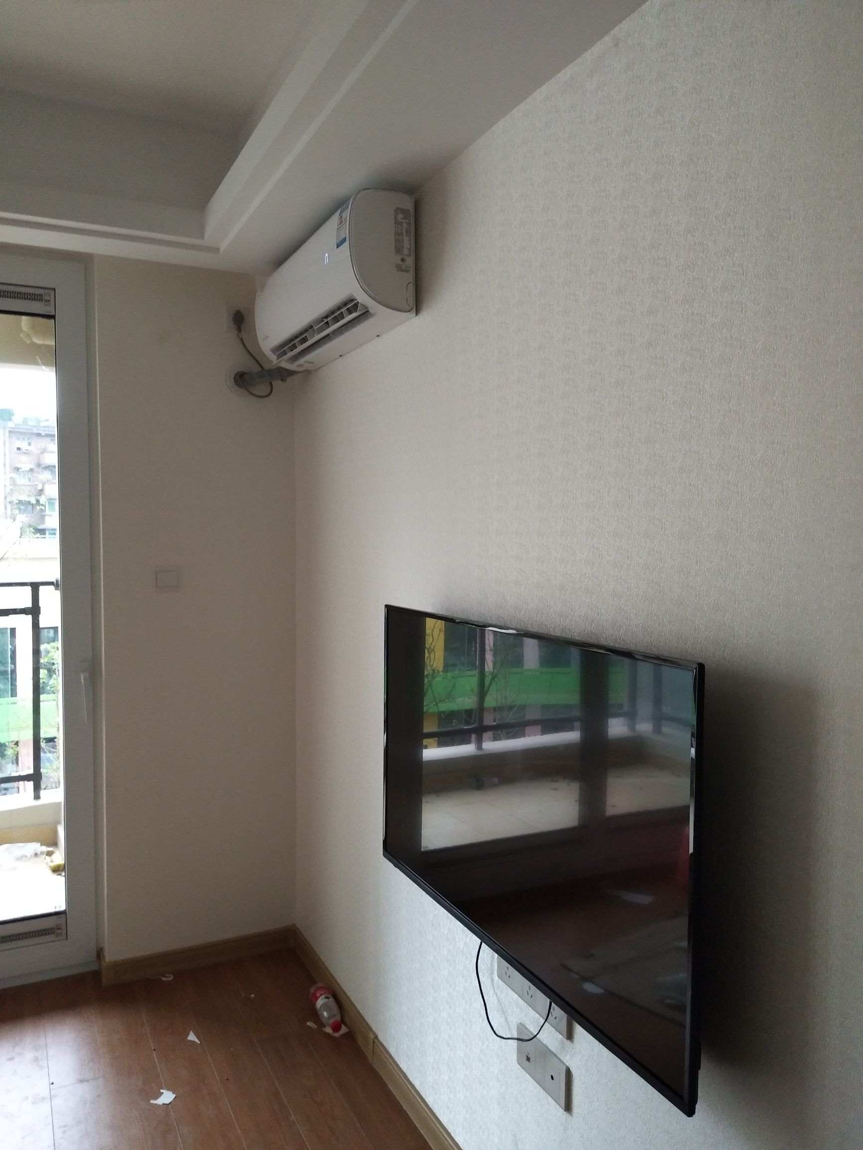 墙面爆皮掉沙怎么处理,墙壁掉沙子用什么材料处理