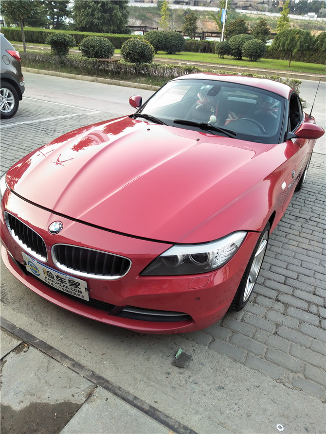 有面子的车可不只有宝马奔驰,在路上跑的宝马z4最新款