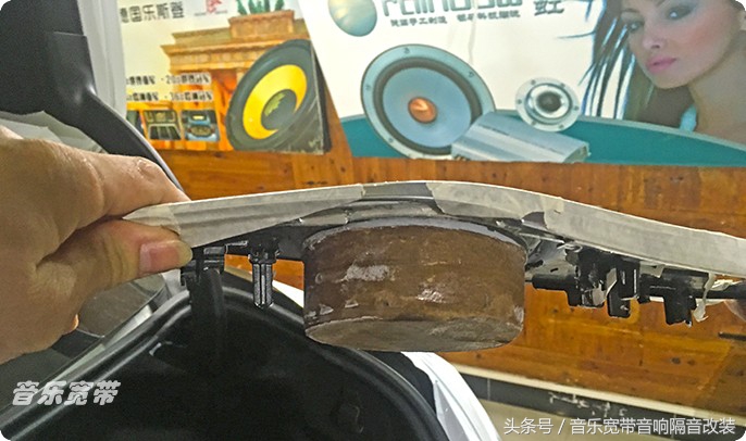 新款奔驰c级改装包围套件,2022奔驰c级音响改装方案