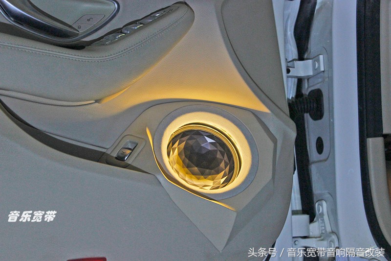 新款奔驰c级改装包围套件,2022奔驰c级音响改装方案