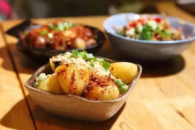 成都爆辣串串,成都冒椒火辣有几个店