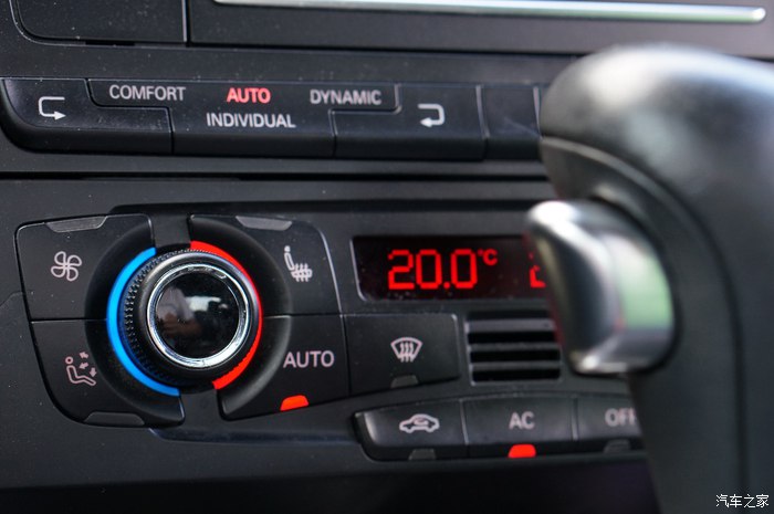 运动感很强新款奥迪s5敞篷版实车,性能和买菜兼顾的2018款奥迪s5