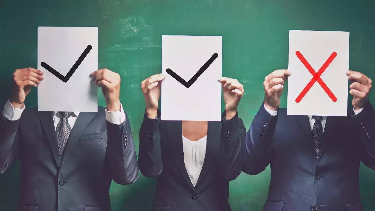 求职少年之死：他漏掉了哪些信息？｜附应届生职位推荐