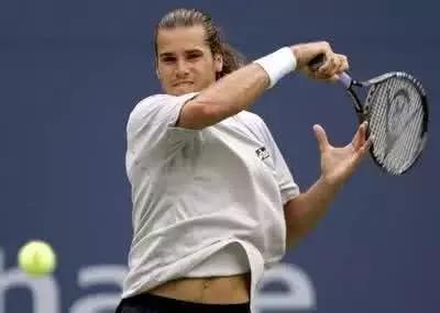 篮球之外NBA球星还擅长啥运动?詹姆斯一只脚踏进NFL!邓肯最全能