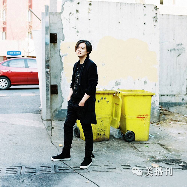 窦骁的白牙,窦骁有一口大白牙