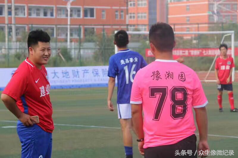 淮滨足球——挥汗绿茵赛场，绽放滨城健儿风采