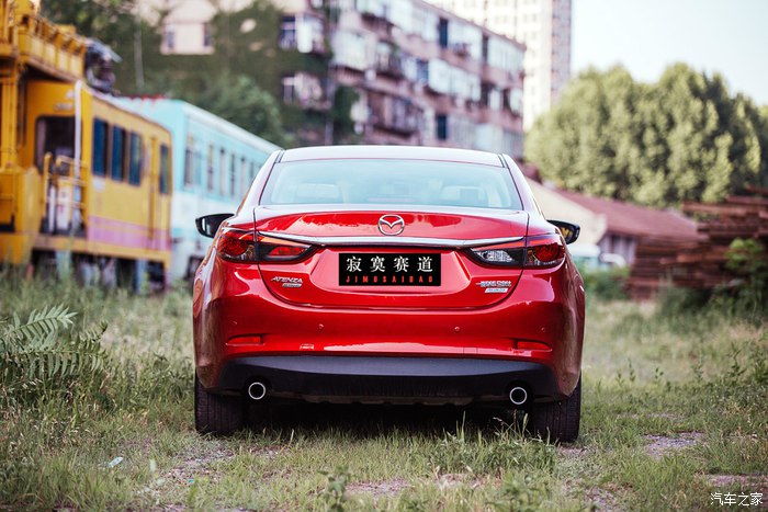 阿特兹油表指针不动,马自达阿特兹油表亮黄灯