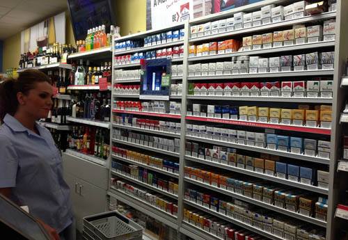 怎么让杂货店老板卖给你东西，觉得赚到了，但你又能省钱