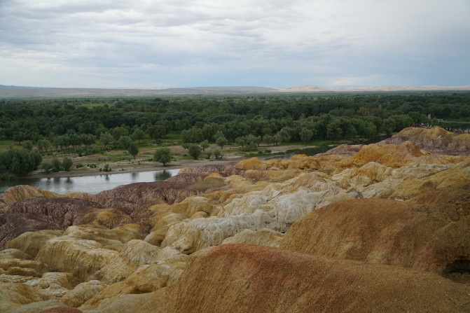感受大西北的异域风情环疆游结束,南北疆深度游北疆进入南疆