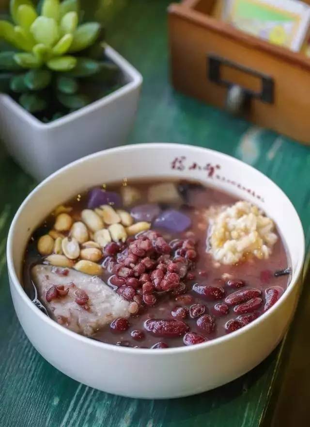 在全国开了400多家分店的绵绵冰，告诉你什么是幸福的味道