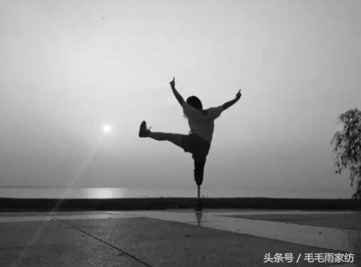 自己在家怎样修复磨损掉色的皮衣,皮衣怎么恢复亮色