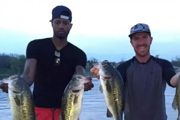 篮球之外NBA球星还擅长啥运动?詹姆斯一只脚踏进NFL!邓肯最全能