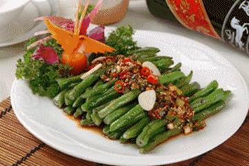 赵薇黄晓明还是在一起了，还开了一家骨骼清奇的中餐厅！