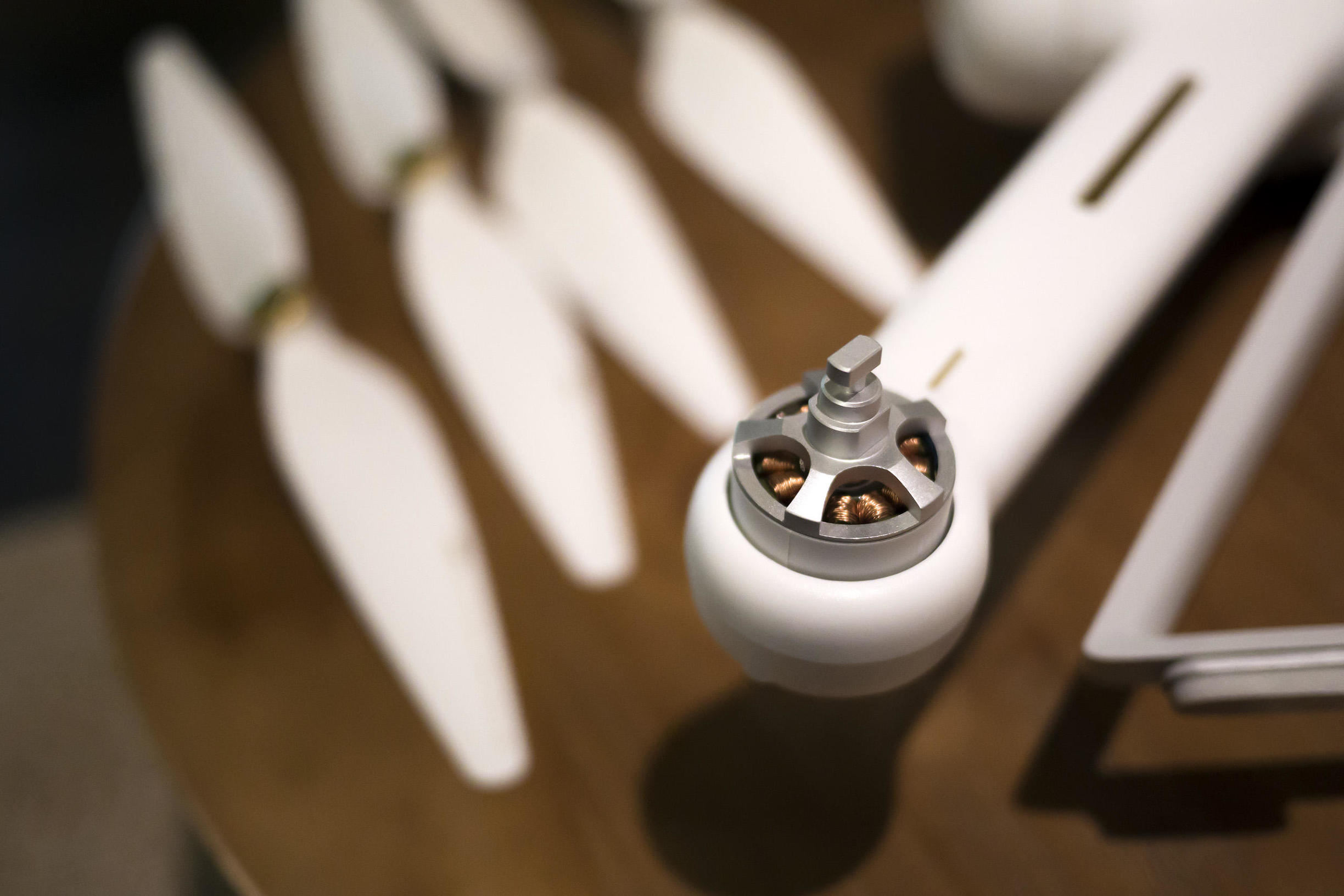 对标大疆m30t的无人机,小米无人机和大疆mini2