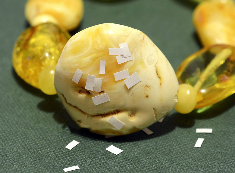 琥珀蜜蜡怎么鉴定真假图片视频,波罗的海蜜蜡手串真假鉴别