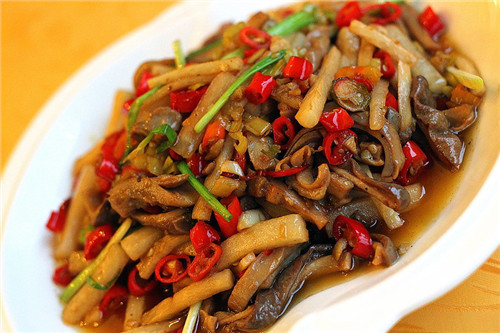 猪肚怎么吃最好吃,孕妇吃猪肚怎么炖好吃又营养