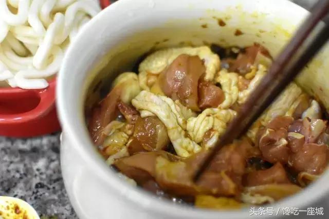 咖喱鸡肉乌冬面做法,咖喱鸡肉乌冬面