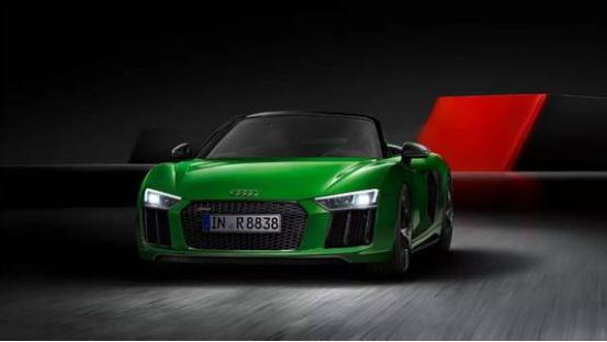 奥迪r8v10plus敞篷多少钱,奥迪r8v10实拍外观和内饰详细展示