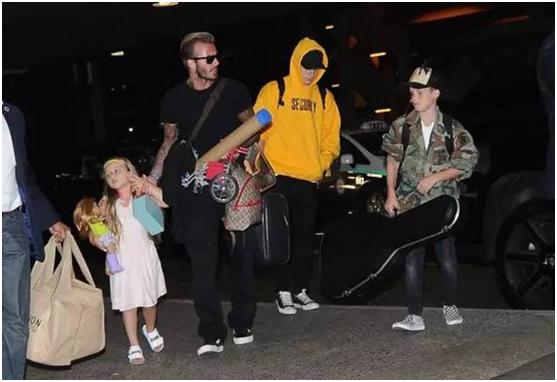 一家人都能穿的亲子装品牌,亲子装明星同款潮牌套装