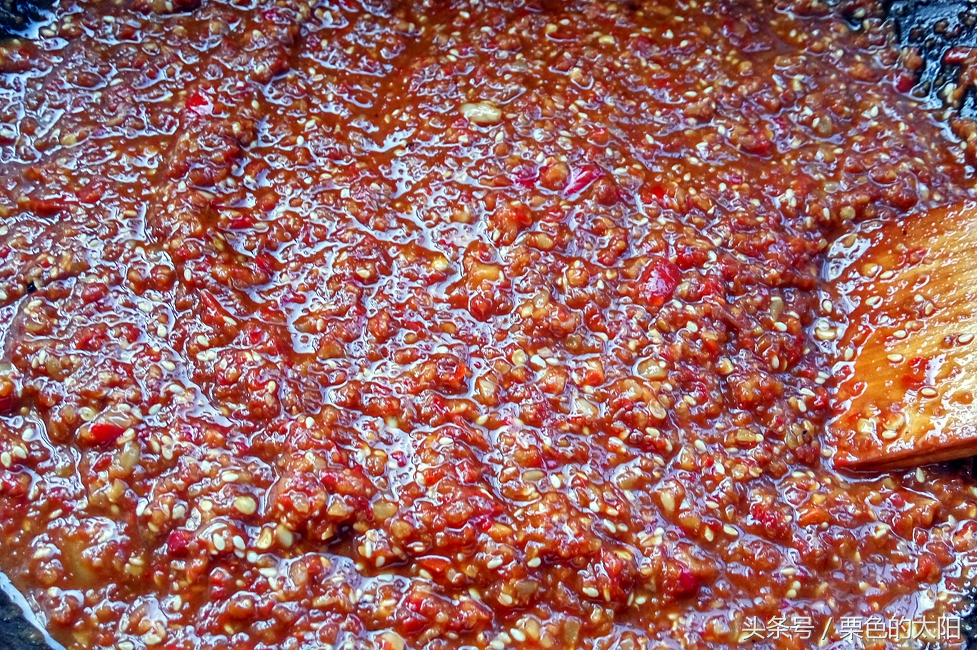 张家口西红柿辣椒酱做法,酸酸辣辣的辣椒酱