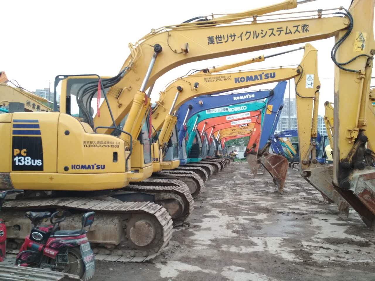 四川二手现代挖掘机报价,成都二手挖掘机推荐哪款好