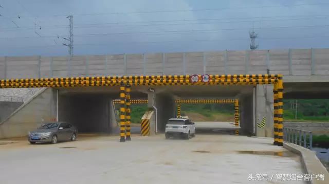 烟台火车站火车视频,烟台西站火车站视频