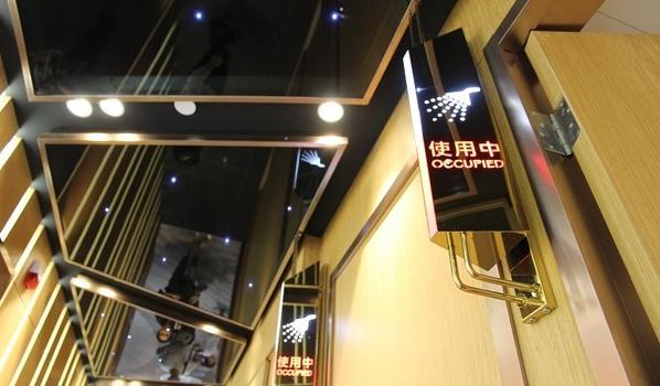 航班延误滞留机场,网曝航班延误