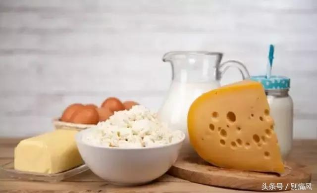 痛风患者必看一张最全食物嘌呤表,痛风吃什么食物最好降尿酸又补肾