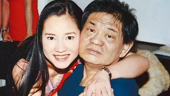 无数人女神,拍*情艳**片未火成麦当劳服务员获赞