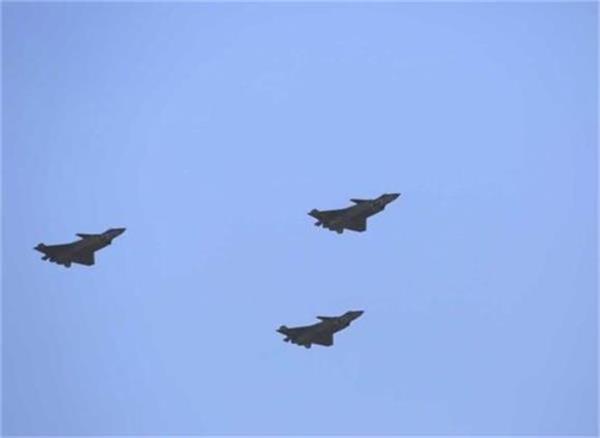 涓浗淇勭綏鏂簲浠ｆ満杩涘睍,涓浗棰嗗厛缇庝縿鐨勪簲浠ｆ満