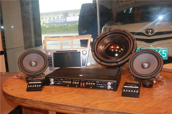 老威驰音响改装,威驰音响喇叭改装