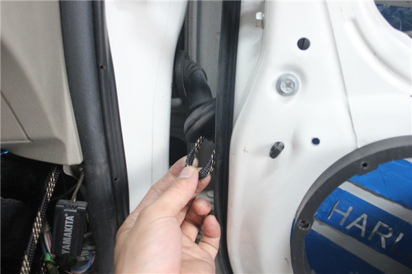 老威驰音响改装,威驰音响喇叭改装