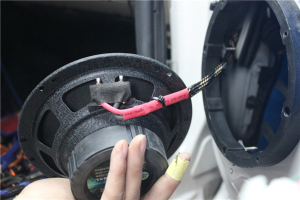 老威驰音响改装,威驰音响喇叭改装