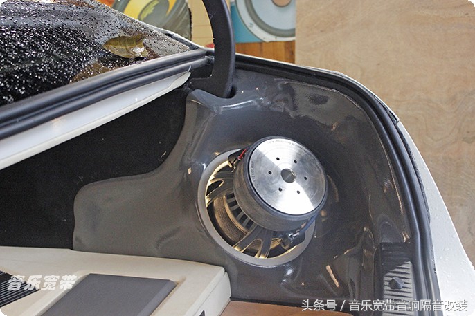 新款奔驰c级改装包围套件,2022奔驰c级音响改装方案