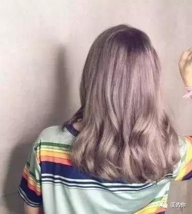 黄皮适合染什么颜色的发色显白,换发色耐看