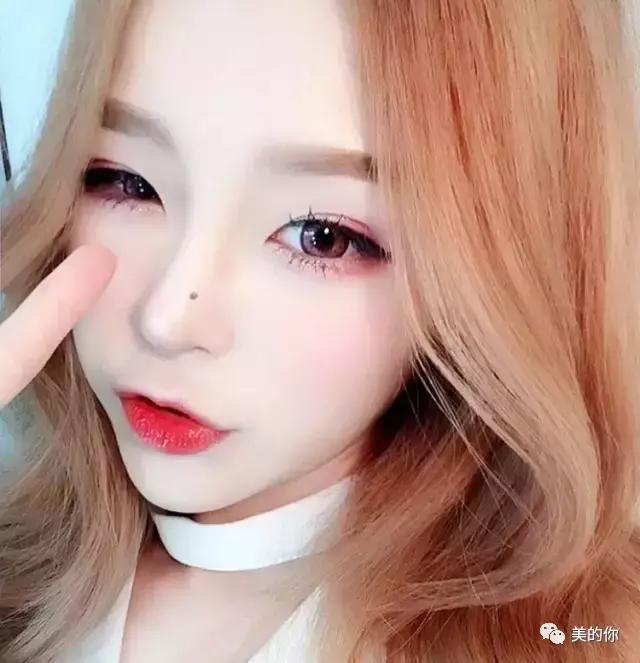 黄皮适合染什么颜色的发色显白,换发色耐看