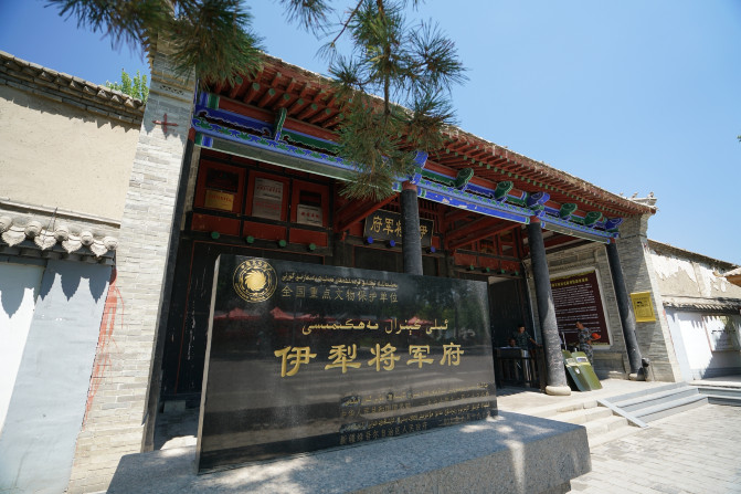 感受大西北的异域风情环疆游结束,南北疆深度游北疆进入南疆