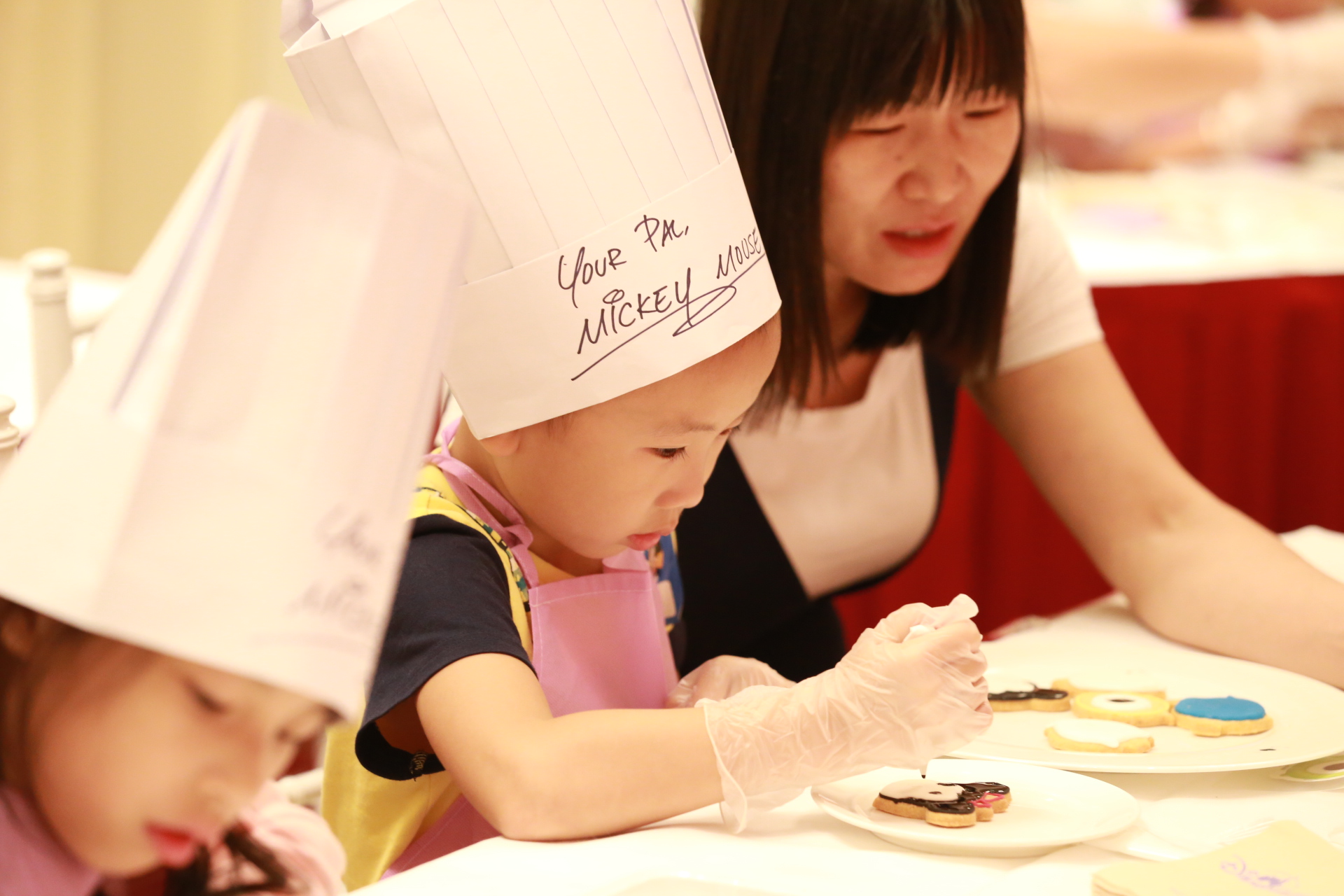 畅游香港迪士尼之旅,香港迪士尼乐园奇妙家之旅