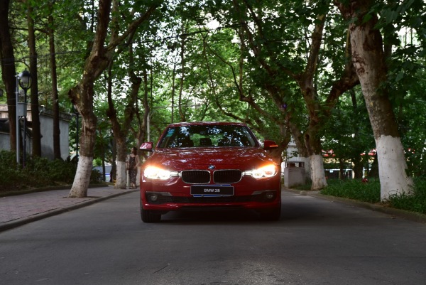 17年6万公里宝马318i时尚型,17款宝马318i时尚型测评