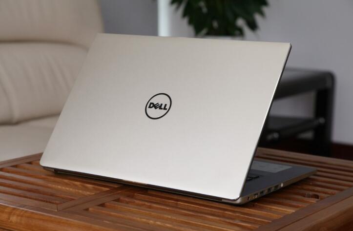 陪伴你的大学生活──学生*党**如何选购笔记本？