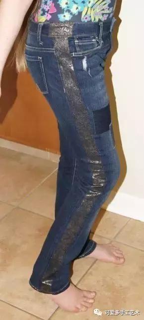 怎么让旧牛仔裤变时髦,过时旧牛仔裤处理