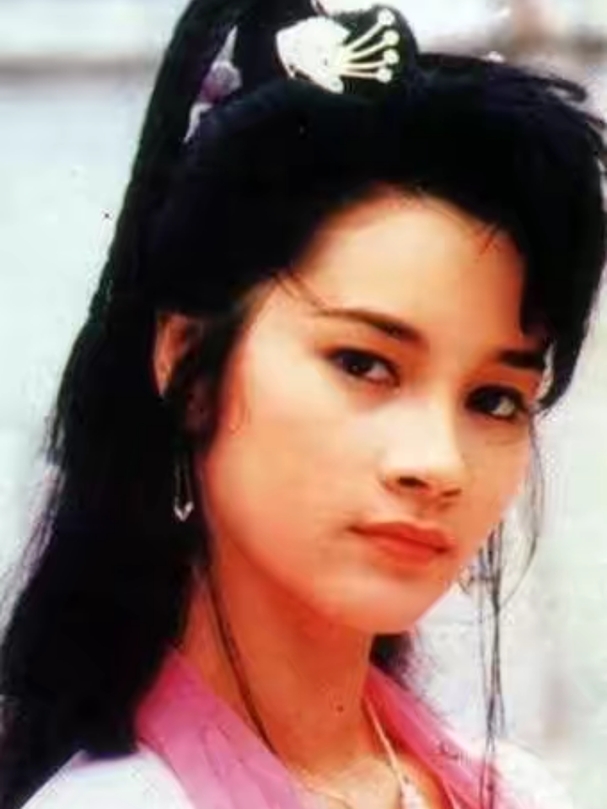 无数人女神,拍*情艳**片未火成麦当劳服务员获赞