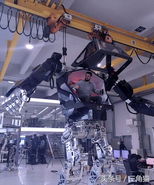 环绕太平洋第一代机甲,环太平洋中国第一代机甲