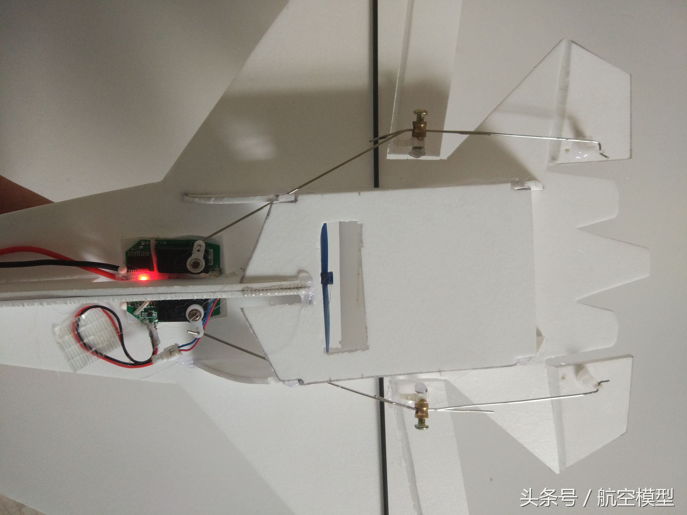 怎么组装遥控小飞机,自制遥控小飞机的教程