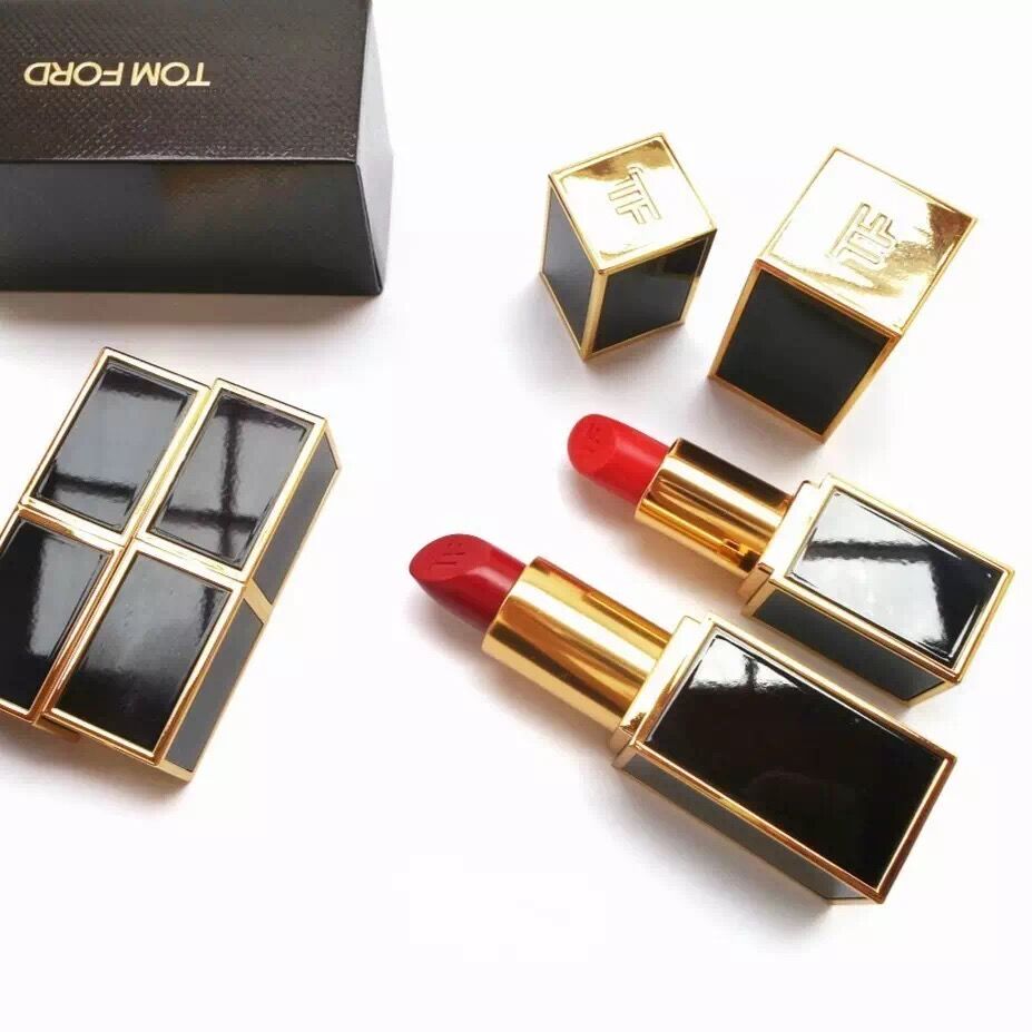 人生的第一支大牌口红,人生中第1支口红买什么颜色好