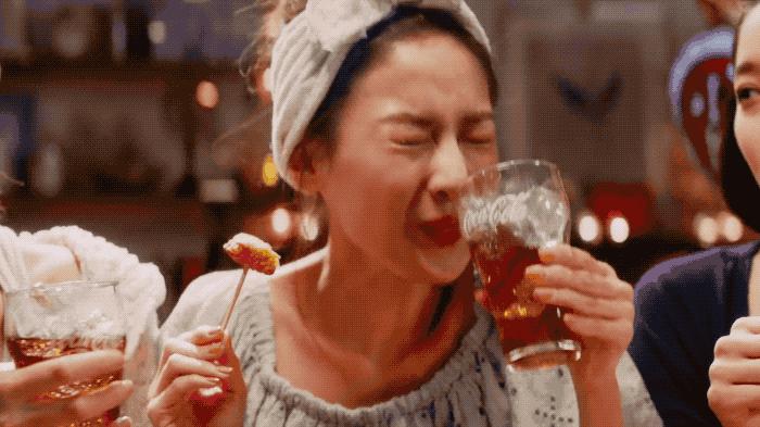 夏天喝可乐是一种什么体验,夏天喝可乐会怎样