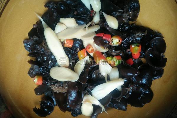 木耳怎样做才不会中毒,木耳怎么做都好吃